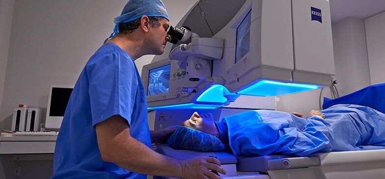Korekce laserového vidění netrvá dlouho a má malý seznam vedlejších účinků